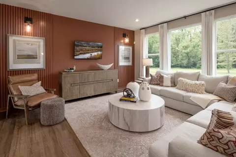 Living - 5175 Brookfield Ln, Monroe, OH 45044 photo 2 of 8