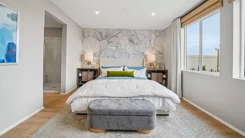 Bedroom - 31359 Vine Leaf Ct, Winchester, CA 92596 photo 5 of 11