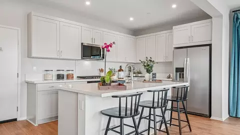 Kitchen - 31359 Vine Leaf Ct, Winchester, CA 92596 photo 5 of 5
