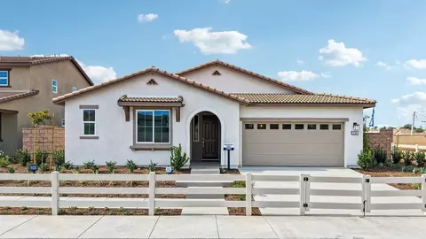 Exterior - 31359 Vine Leaf Ct, Winchester, CA 92596 photo 4 of 6