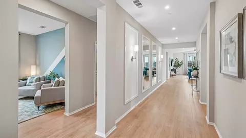 Entry Way - 31359 Vine Leaf Ct, Winchester, CA 92596 photo 1 of 9