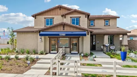 Exterior - 31359 Vine Leaf Ct, Winchester, CA 92596 photo 5 of 7