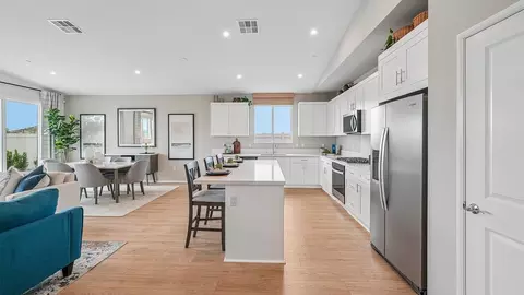 Kitchen - 31359 Vine Leaf Ct, Winchester, CA 92596 photo 2 of 5