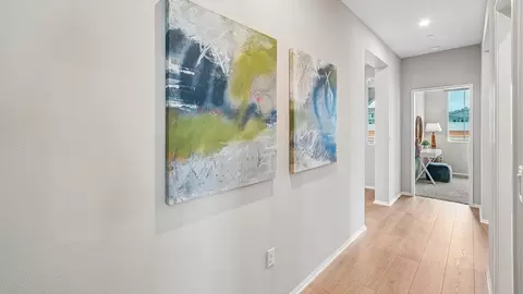Entry Way - 31359 Vine Leaf Ct, Winchester, CA 92596 photo 3 of 9