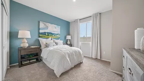 Bedroom - 31359 Vine Leaf Ct, Winchester, CA 92596 photo 6 of 11