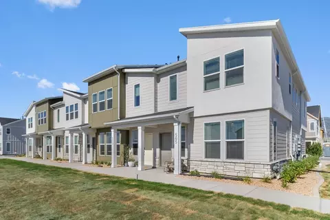 Exterior - 1297 W 500 S, Logan, UT 84321 photo 3 of 5