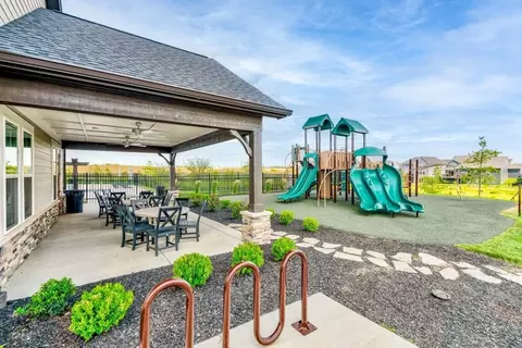 View/Area - 407 Roddens Way, O'fallon, MO 63368 photo 5 of 9