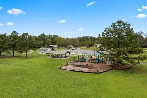 View/Area - 792 Camden Loop, Calera, AL 35040 photo 3 of 4