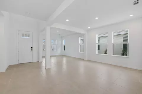 Living - 14258 Sawmill St, Parrish, FL 34219 photo 1 of 4
