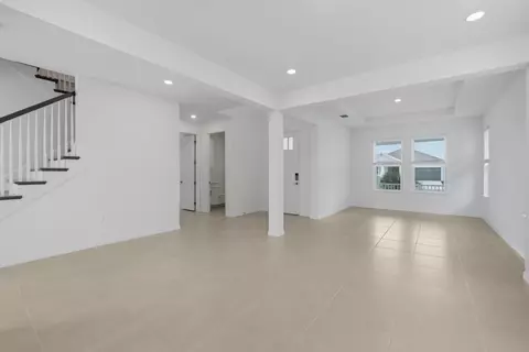 Living - 14258 Sawmill St, Parrish, FL 34219 photo 3 of 4