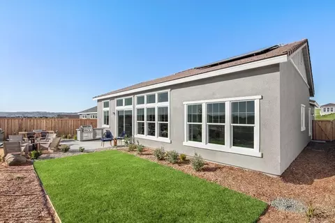 Exterior - 1128 Olive Hill Rd, Paso Robles, CA 93446 photo 4 of 10