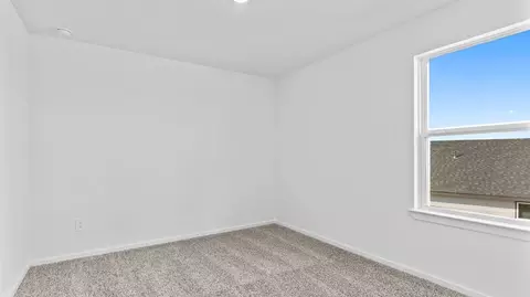 Bedroom - 13 Robin Ct, Angleton, TX 77515 photo 4 of 7