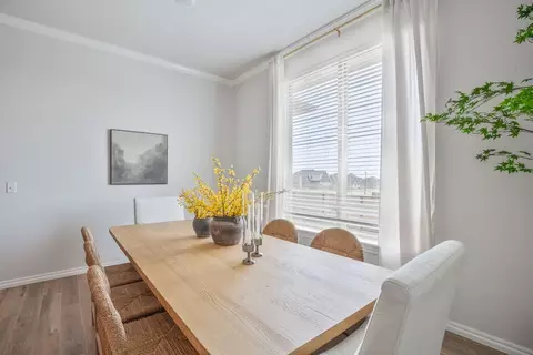 Dining - 932 Hydrangea Way, Edmond, OK 73034 photo 2 of 4