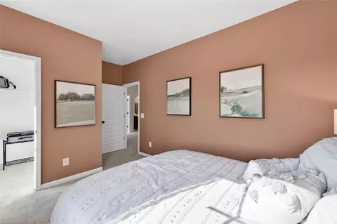 Bedroom - 241 Shire Loop, Calhoun, GA 30701 photo 4 of 17