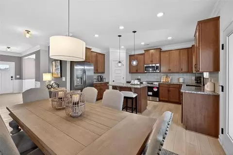 Dining - 241 Shire Loop, Calhoun, GA 30701 photo 4 of 11
