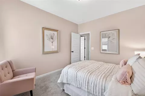 Bedroom - 241 Shire Loop, Calhoun, GA 30701 photo 2 of 17