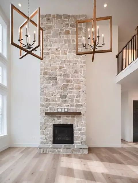 Living - 8582 Rocky Springs Rd, Frederick, MD 21702 photo 19 of 59