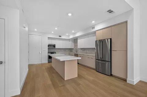 Kitchen - 3664 Mt Diablo Blvd #E310, Lafayette, CA 94549 photo 1 of 7