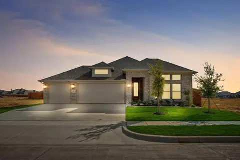 125 Ponce De Leon Dr, Granbury, TX 76048