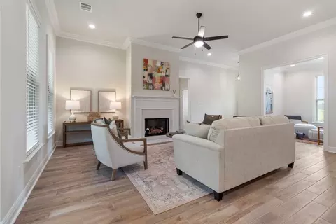 Living - 11099 Bonaventure Ave, Daphne, AL 36526 photo 1 of 1