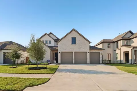 21135 Bella Coral Dr, Cypress, TX 77433