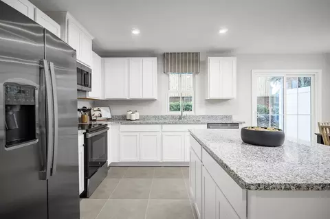 Kitchen - 20 Sabal Ct, Palm Coast, FL 32164 photo 2 of 4
