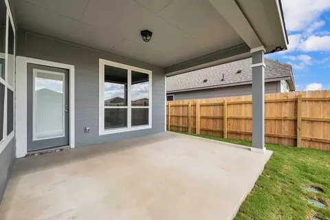 Exterior - 4500 S Fork Ranch Rd, Waco, TX 76705 photo 3 of 4