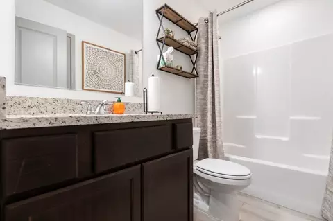 Bath - 4500 S Fork Ranch Rd, Waco, TX 76705 photo 3 of 6