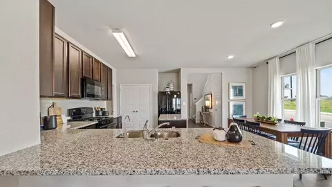 Kitchen - 5610 Daniel Way, Saint Hedwig, TX 78152 photo 3 of 3