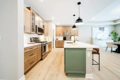 Kitchen - 5469 Sheldon Close, Middletown, OH 45005 photo 4 of 10