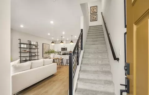 Entry Way - 4200 Tolt Ave, Carnation, WA 98014 photo 1 of 1
