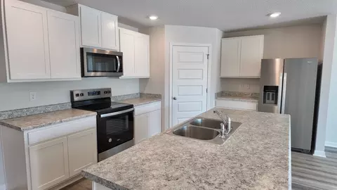Kitchen - 6383 June Bug Dr, Milton, FL 32583 photo 3 of 8