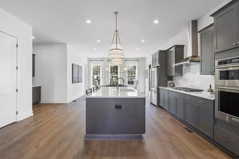 Kitchen - 4011 Chamblee Dunwoody Rd, Chamblee, GA 30341 photo 5 of 7