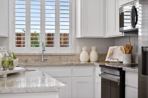 Kitchen - 3958 Wild Rye Rd, Roseville, CA 95747 photo 15 of 18