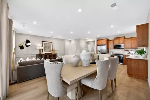 Dining - 3958 Wild Rye Rd, Roseville, CA 95747 photo 3 of 7