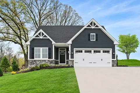 1100 Deer Valley Dr, Miamisburg, OH 45342