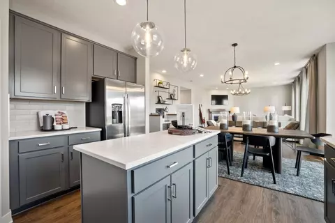 Kitchen - 537 Conductor Dr, Plain City, OH 43064 photo 2 of 7