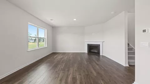Living - 201 Forest Brook Dr, Easley, SC 29640 photo 3 of 3