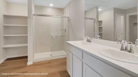 Bath - 3548 N 33rd St, Broken Arrow, OK 74014 photo 2 of 4