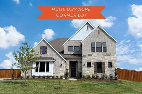 817 Headwaters Dr, Haslet, TX 76052