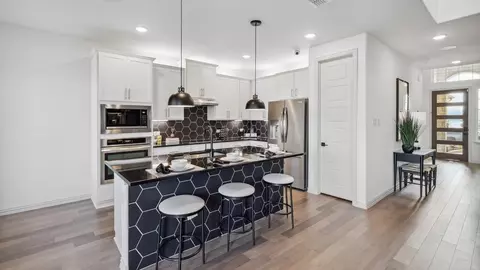 Kitchen - 931 Cherrystone Loop, Buda, TX 78610 photo 2 of 4