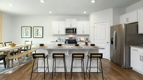 Kitchen - 3013 Ryelands Pl, Lancaster, SC 29720 photo 6 of 8