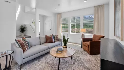 Living - 718 N 1600 E, Salem, UT 84653 photo 3 of 6