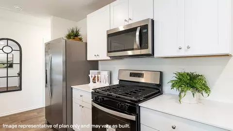 Kitchen - 4302 Common Sage, Von Ormy, TX 78073 photo 7 of 16