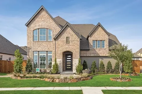 2009 Calumet Dr, Aubrey, TX 76227
