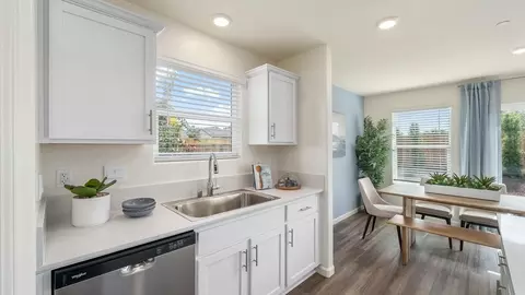 Kitchen - 197 Sugar Creek Ln, Merced, CA 95341 photo 3 of 3