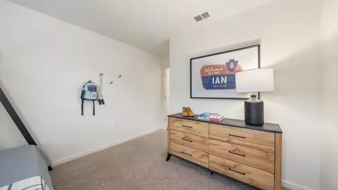 Bedroom - 197 Sugar Creek Ln, Merced, CA 95341 photo 5 of 7