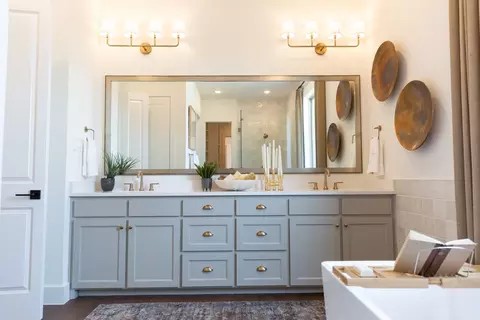 Bath - 2971 Mockingbird Ln, Prosper, TX 75078 photo 1 of 4