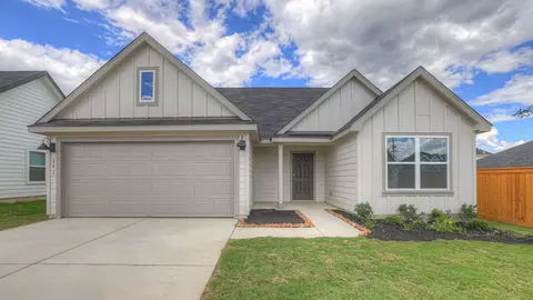 125 Silent Bird Ln, San Marcos, TX 78666