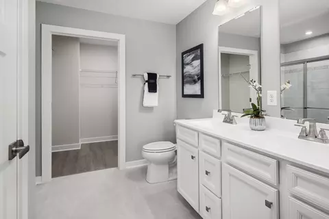 Bath - 2504 Crown Point Cir, Frederick, MD 21702 photo 2 of 2